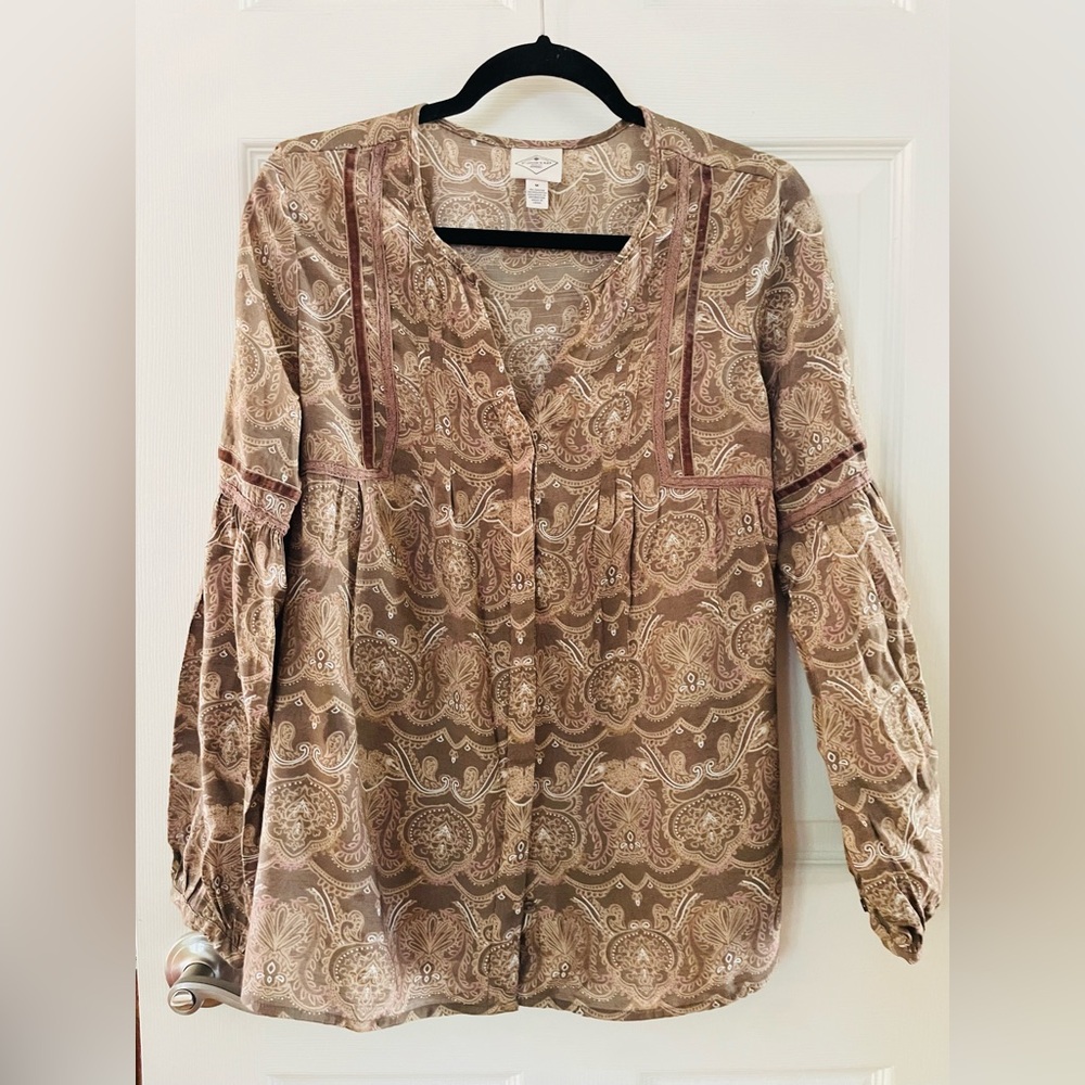 St. John's Bay Paisley Button-Front V-Neck Blouse - Taupe & Ivory